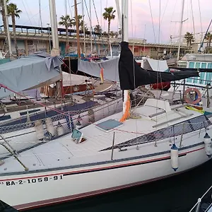 https://pretty-boat-in-barcelona.catalonia-hotels.com