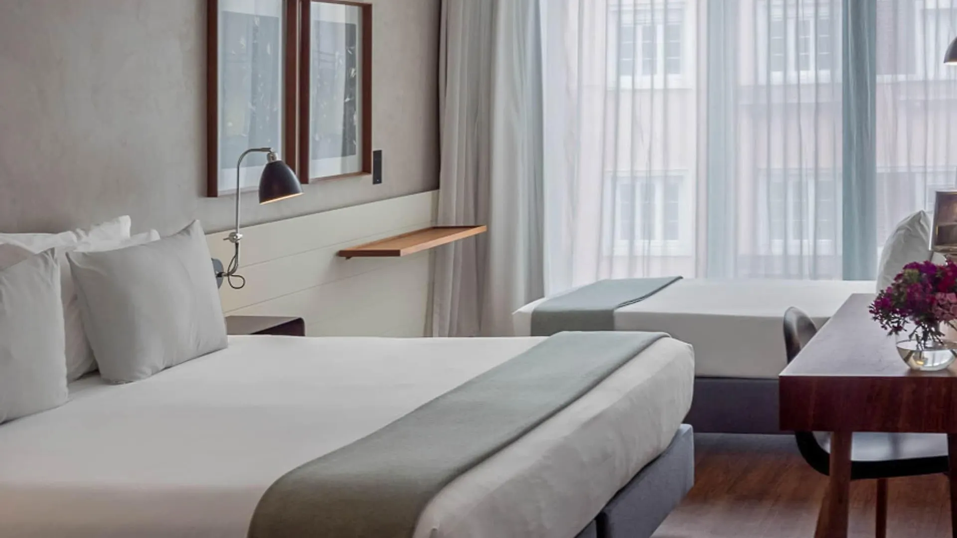 Lux Lisboa Park Hotel 4*, Lisbon